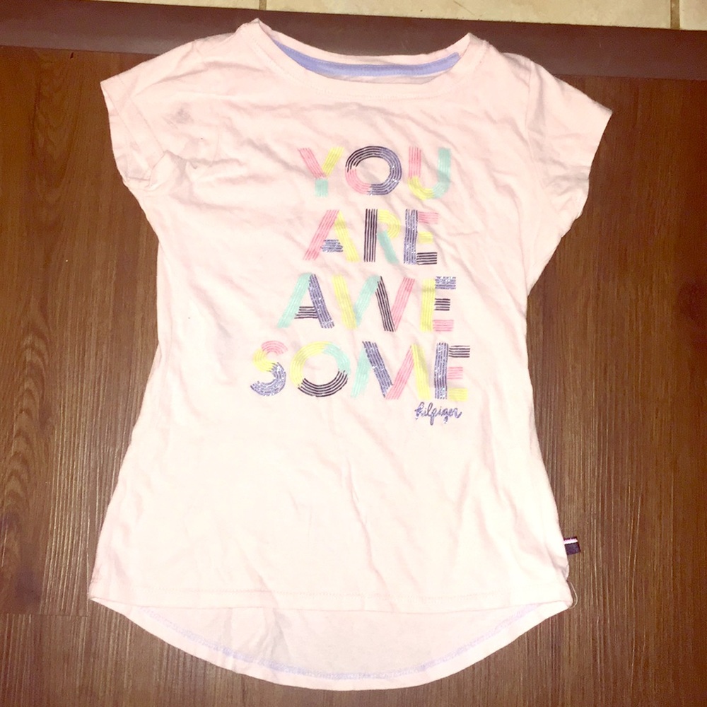 🌸You are awesome tee size 8